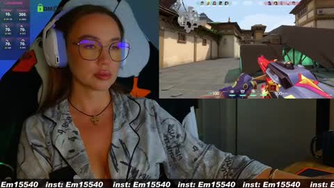 Snapshot of emili1_bc chatting on 01/15/25, 03:50 Emili online show from 01/15/25, 03:50