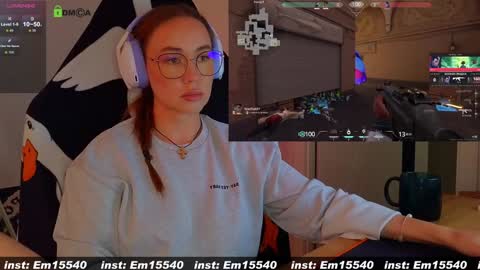 Snapshot of emili1_bc chatting on 01/16/25, 01:04 Emili online show from 01/16/25, 01:04