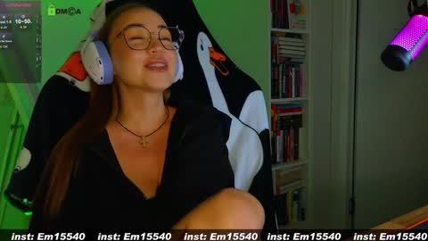 Snapshot of emili1_bc chatting on 01/17/25, 02:18 Emili online show from 01/17/25, 02:18