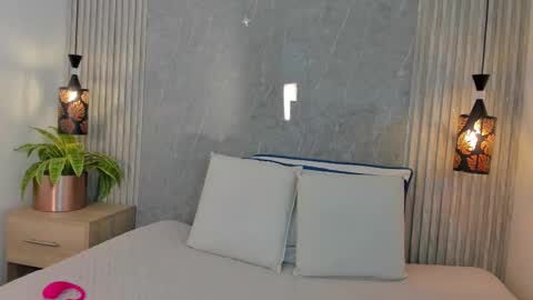 Emily online show from 09/24/25, 11:46