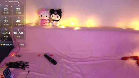 Emili online show from 01/13/25, 03:04