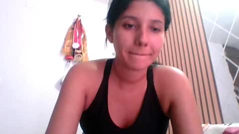 Snapshot of emili_riders chatting on 01/28/25, 03:35 emili riders online show from 01/28/25, 03:35