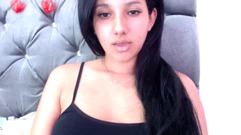 Snapshot of emili_riders chatting on 02/07/25, 03:30 emili riders online show from 02/07/25, 03:30