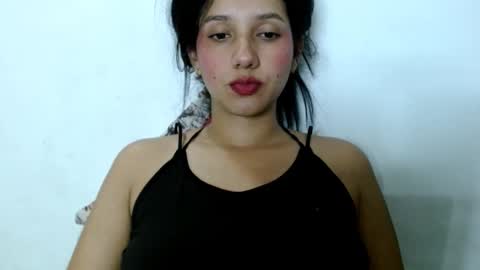 Snapshot of emili_riders chatting on 02/24/25, 04:38 emili riders online show from 02/24/25, 04:38