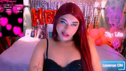 Snapshot of emili_roux chatting on 02/13/25, 01:15 Emili roux online show from 02/13/25, 01:15