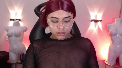 Emili roux online show from 02/22/26, 05:44