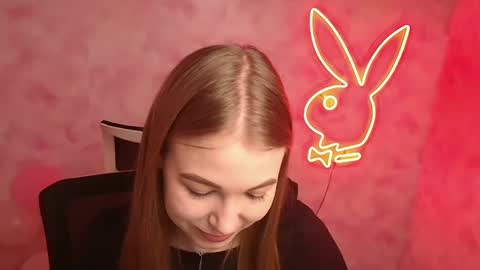 Snapshot of emilia_ilia chatting on 03/05/25, 06:23 Emilia online show from 03/05/25, 06:23