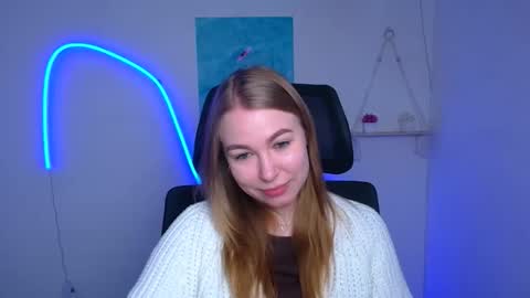 Emilia online show from 02/04/26, 07:03