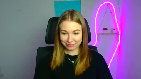 Emilia online show from 03/16/26, 06:39