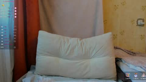 Emilia online show from 04/14/26, 09:26