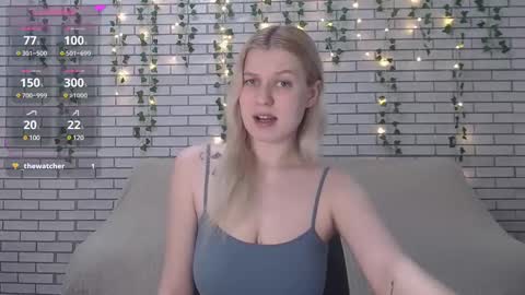 Snapshot of emiliaduchess chatting on 02/27/25, 06:18 Amili online show from 02/27/25, 06:18