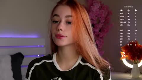 Tessa online show from 11/11/25, 12:54