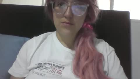 emiliahoney online show from 01/18/26, 02:21