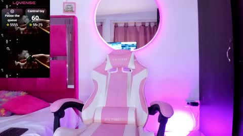 emiliana online show from 03/16/26, 04:11