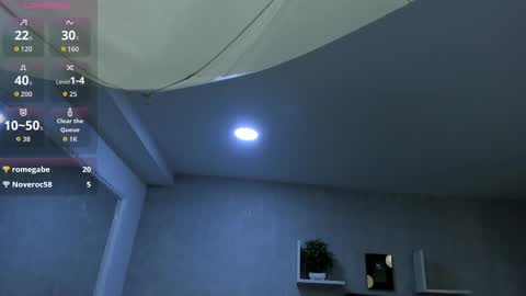 Snapshot of emiliarose_ chatting on 10/07/25, 09:01 EmiliaRose online show from 10/07/25, 09:01