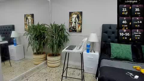 Emilio online show from 10/20/25, 10:49