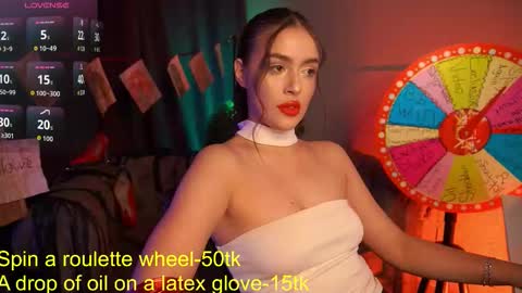  Emiliya  online show from 09/20/25, 01:01