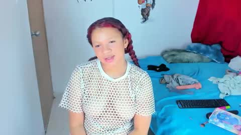 Snapshot of emilly_coper18 chatting on 10/04/25, 02:09 emily online show from 10/04/25, 02:09