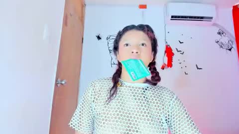 emily online show from 01/18/26, 02:32