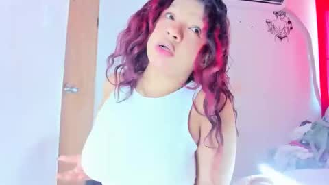 Snapshot of emilly_coper18 chatting on 03/14/26, 05:51 emily online show from 03/14/26, 05:51