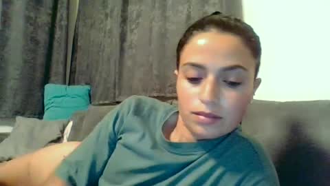 Emilly and Daniel online show from 06/11/26, 07:56