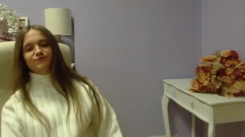 Snapshot of emilly_lust99 chatting on 12/11/24, 01:49 Emilly online show from 12/11/24, 01:49
