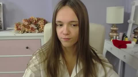 Snapshot of emilly_lust99 chatting on 12/23/25, 07:39 Emilly online show from 12/23/25, 07:39