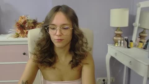 Snapshot of emilly_lust99 chatting on 01/09/26, 08:06 Emilly online show from 01/09/26, 08:06