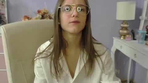 Snapshot of emilly_lust99 chatting on 02/20/26, 08:16 Emilly online show from 02/20/26, 08:16