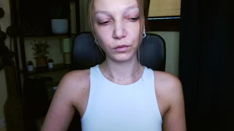 Emilly online show from 02/23/26, 12:57