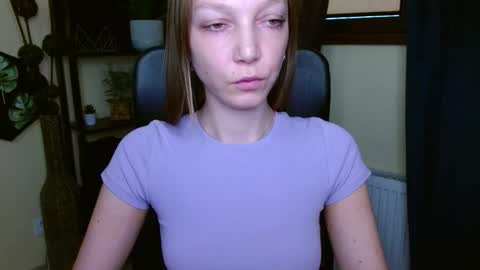 Emilly online show from 02/26/26, 12:04