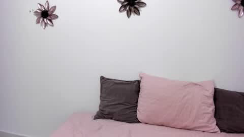 .  . online show from 02/18/25, 08:47