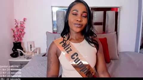 Emilly Roa online show from 06/24/26, 07:46