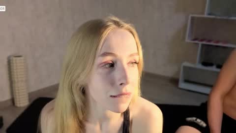 emily0303 online show from 04/09/26, 06:35