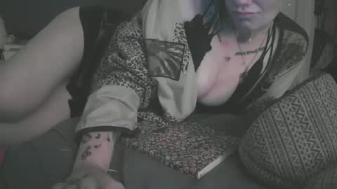 Snapshot of emily0903 chatting on 01/03/25, 12:08 Emily Love online show from 01/03/25, 12:08