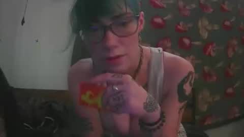 Snapshot of emily0903 chatting on 11/25/25, 08:20 Emily Love online show from 11/25/25, 08:20