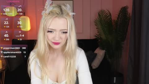 Emily online show from 12/25/24, 04:43