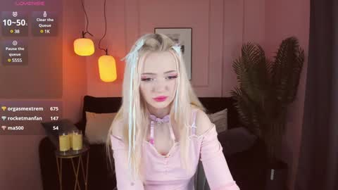 Emily online show from 01/02/25, 01:06