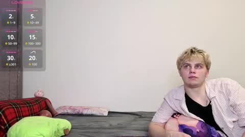 emily_and_ilumi online show from 03/13/26, 09:43