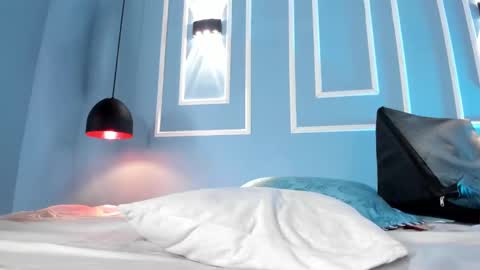 Snapshot of emily_ariaszc chatting on 03/10/25, 02:59 Emily online show from 03/10/25, 02:59