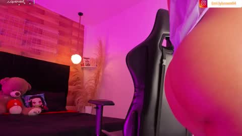 Snapshot of emily_brown04 chatting on 01/16/26, 12:09 emily_brown04 online show from 01/16/26, 12:09