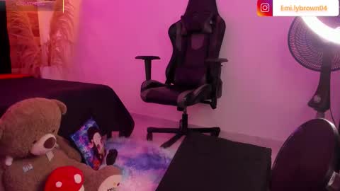 Snapshot of emily_brown04 chatting on 02/10/26, 12:20 emily_brown04 online show from 02/10/26, 12:20