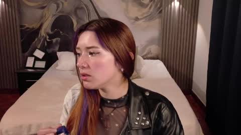  Emily Cherry  online show from 05/06/26, 02:00