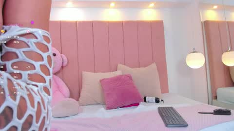  M I A   online430pm- 930pm online show from 04/04/26, 08:17