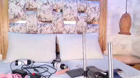 emily_dempsey online show from 06/30/26, 07:15