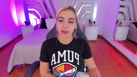 Emily online show from 01/14/25, 10:48