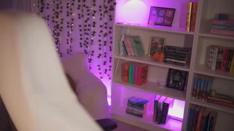 Em -  online show from 01/19/25, 09:55