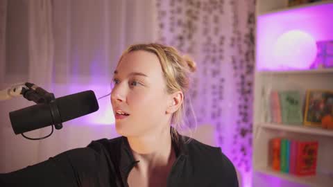 Em -  online show from 02/03/25, 10:11