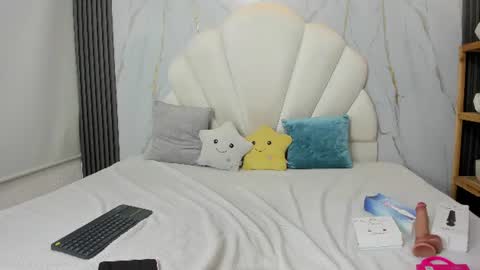 emily_frostt online show from 06/16/26, 11:35