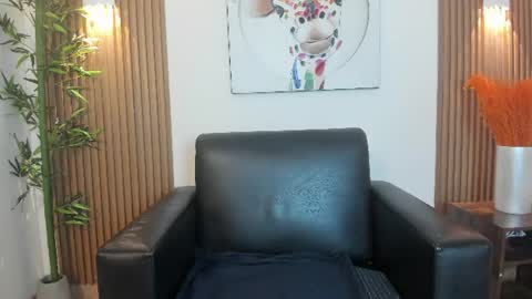 emily_frostt online show from 07/15/26, 12:10